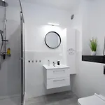 Rentplanet - Biały Dom Apartament Kołobrzeg