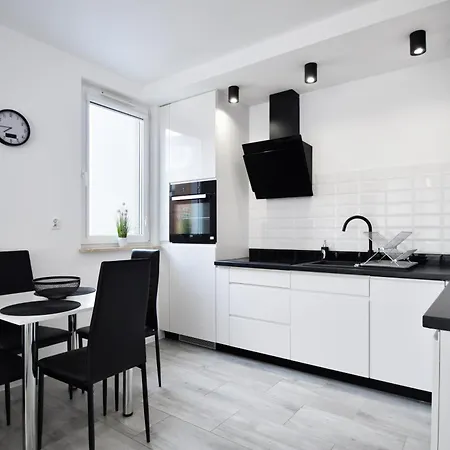 Rentplanet - Bialy Dom Колобжег