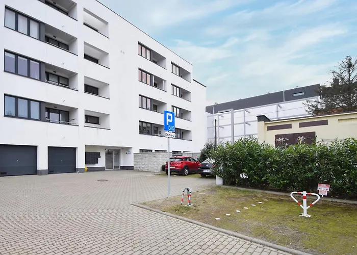 Rentplanet - Bialy Dom * Kołobrzeg